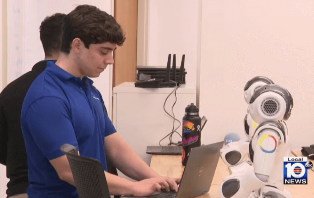 South Florida’s Apogee Robotics Creates Learning Robots