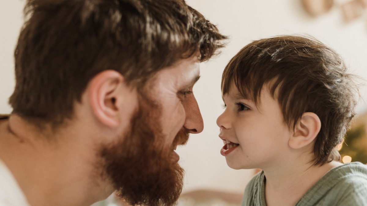 ways autistic children perceive facial expressions