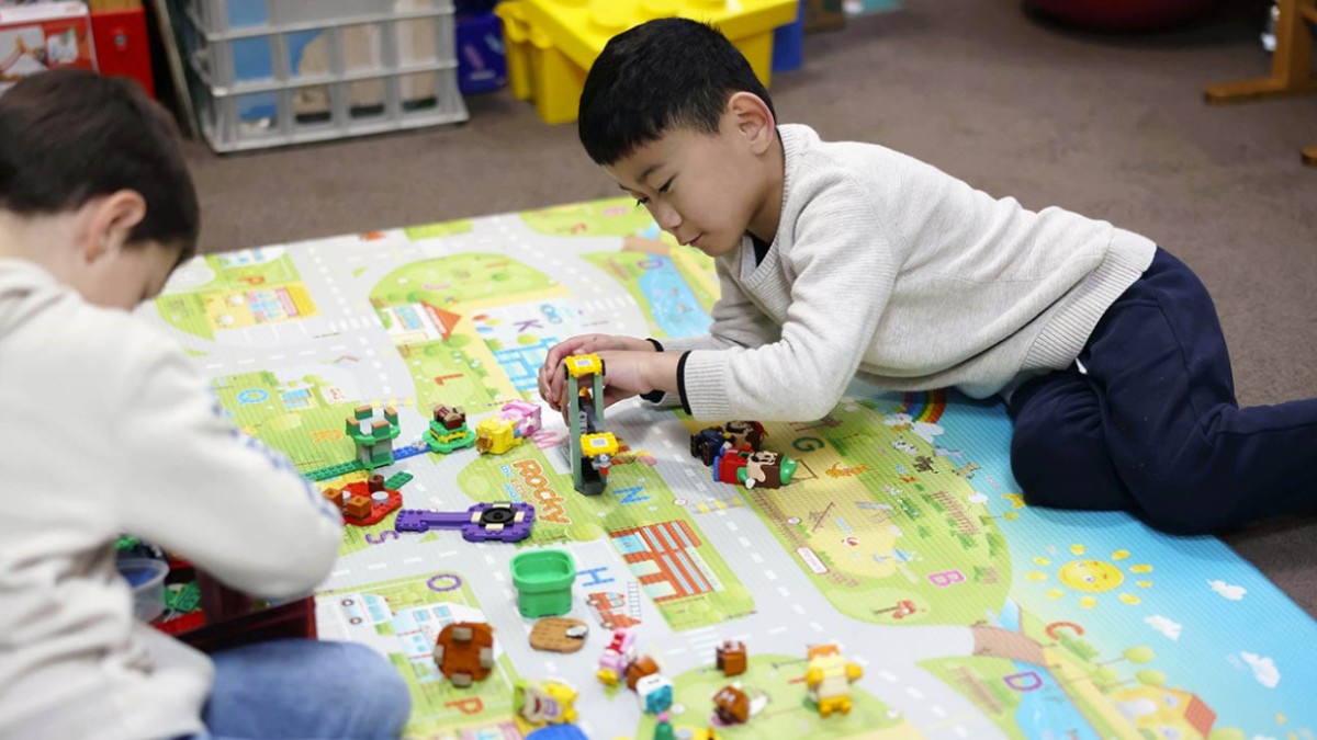 how to help a child with developmental delay